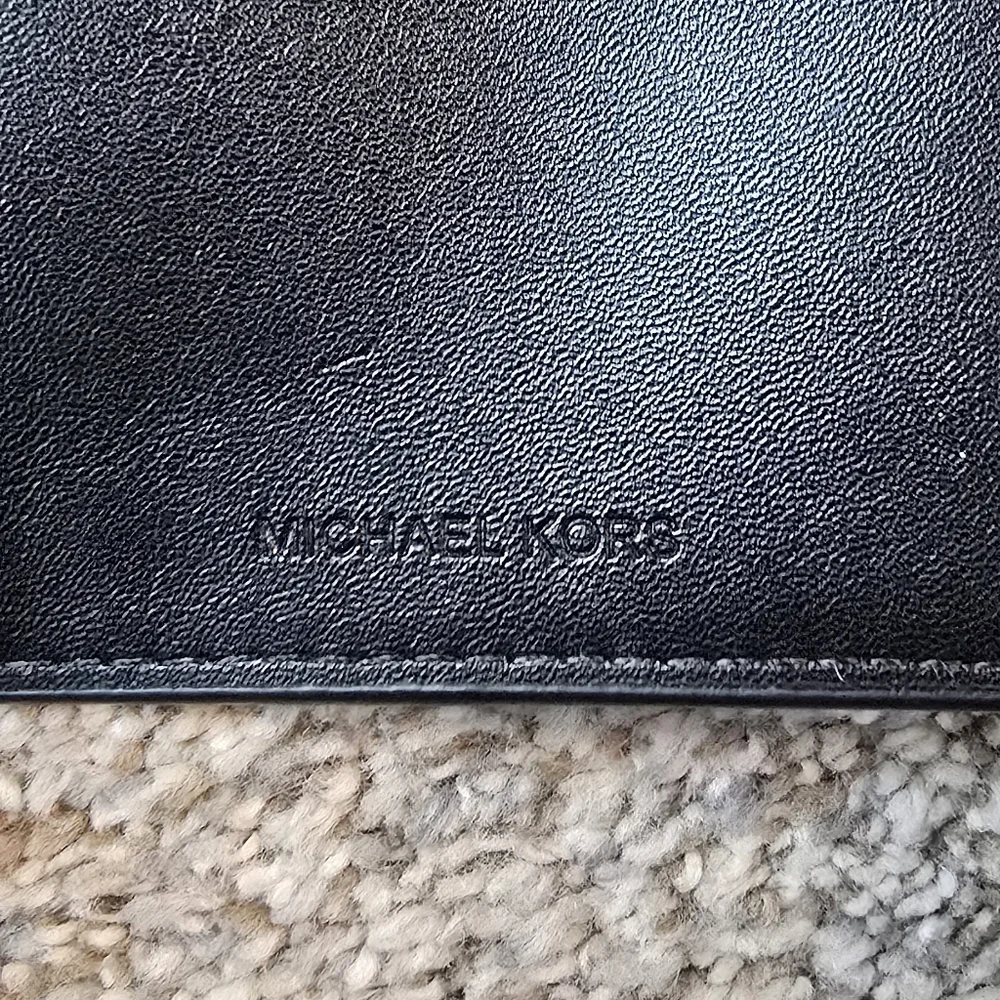 Michael Kors Bi-fold Wallet